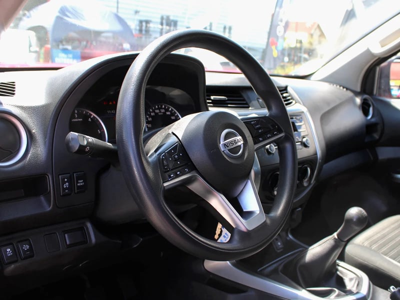Nissan Navara 2023 - Imagen 5 de 10