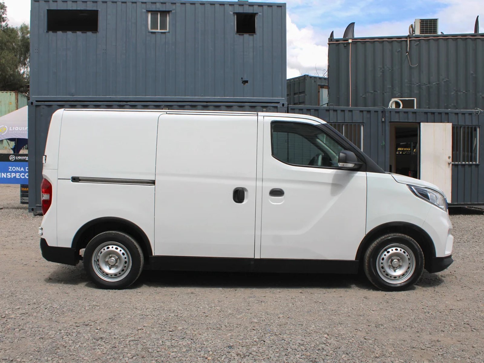 Maxus EV30 2024 - Foto 3 de 11