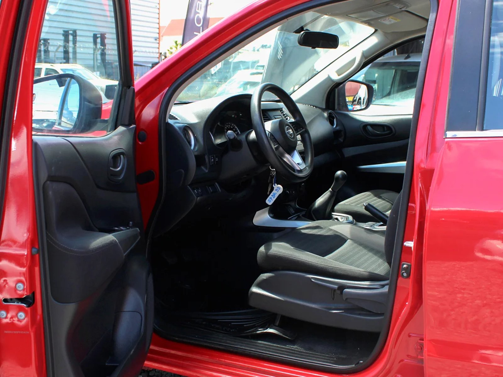 Nissan Navara 2023 - Foto 4 de 10