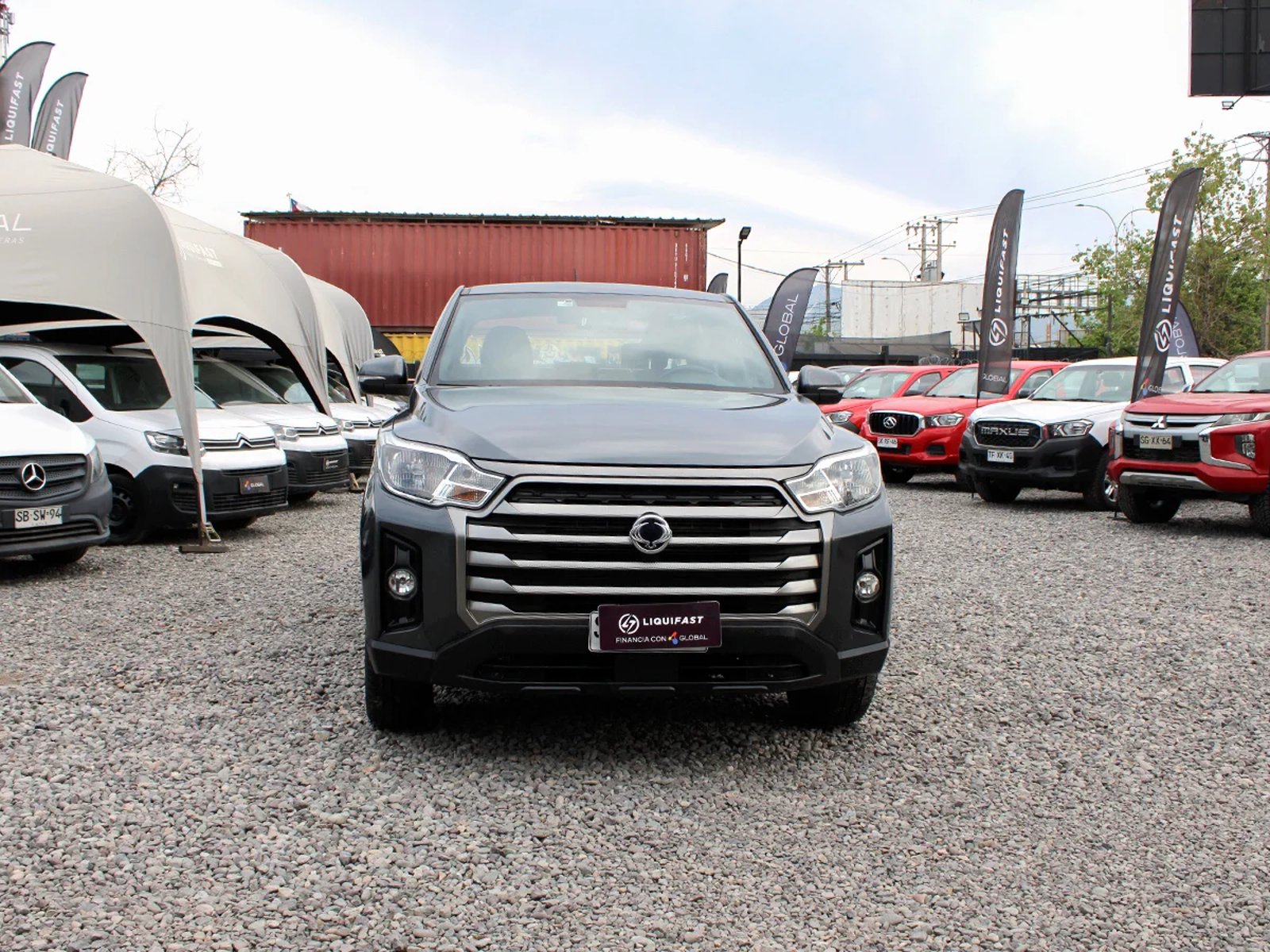 SsangYong Musso 2023 - Foto 2 de 10