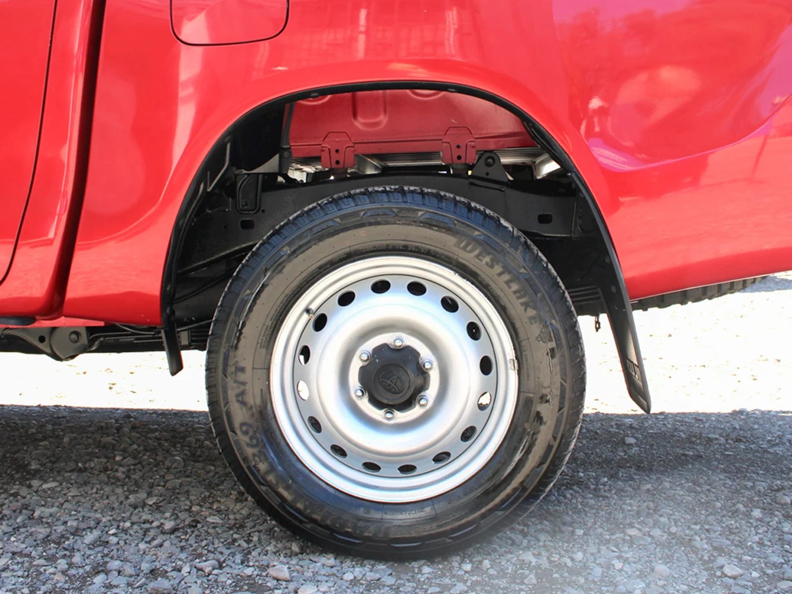Toyota Hilux 2023 - Foto 5 de 10