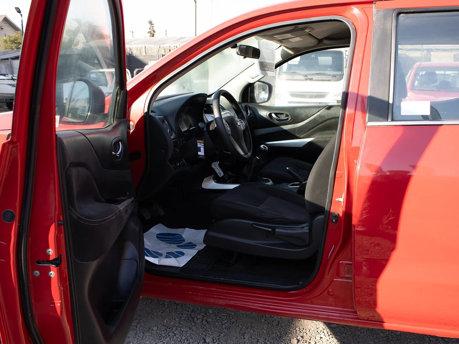 NISSAN Np300 2021 - Imagen 7 de 8