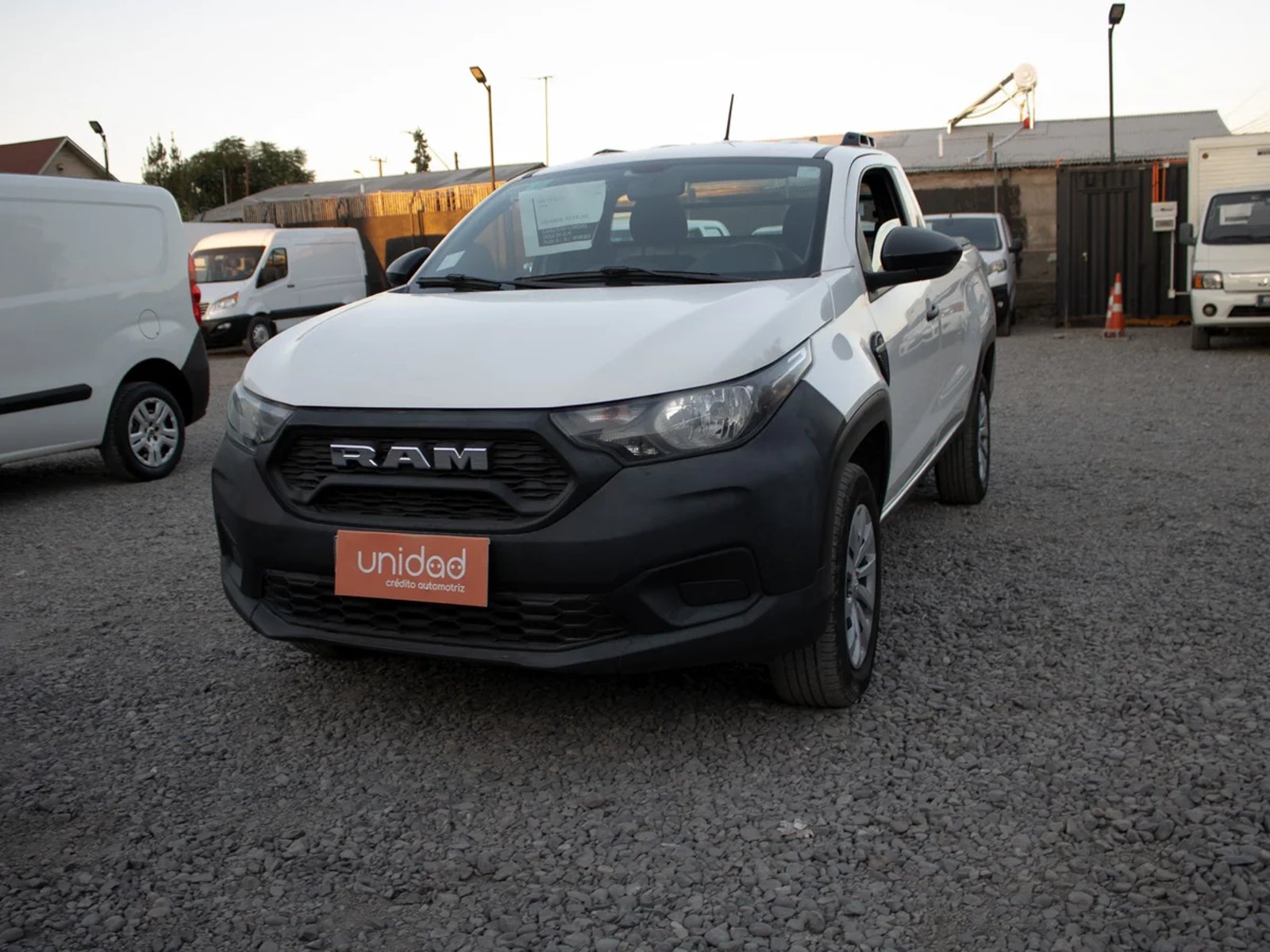 RAM 700 2024 - Imagen 8 de 8