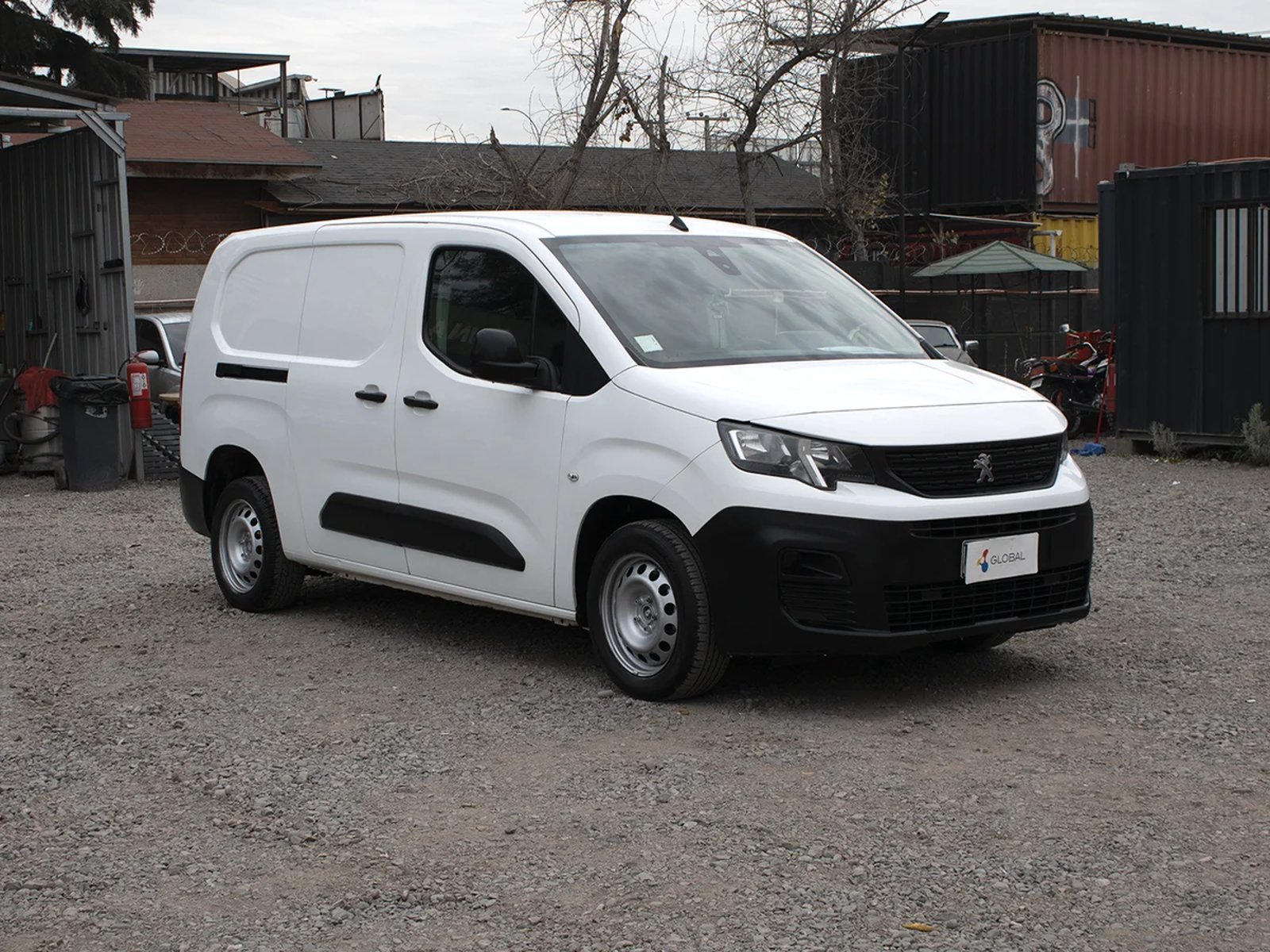 Peugeot Partner 2022 - Foto 2 de 10