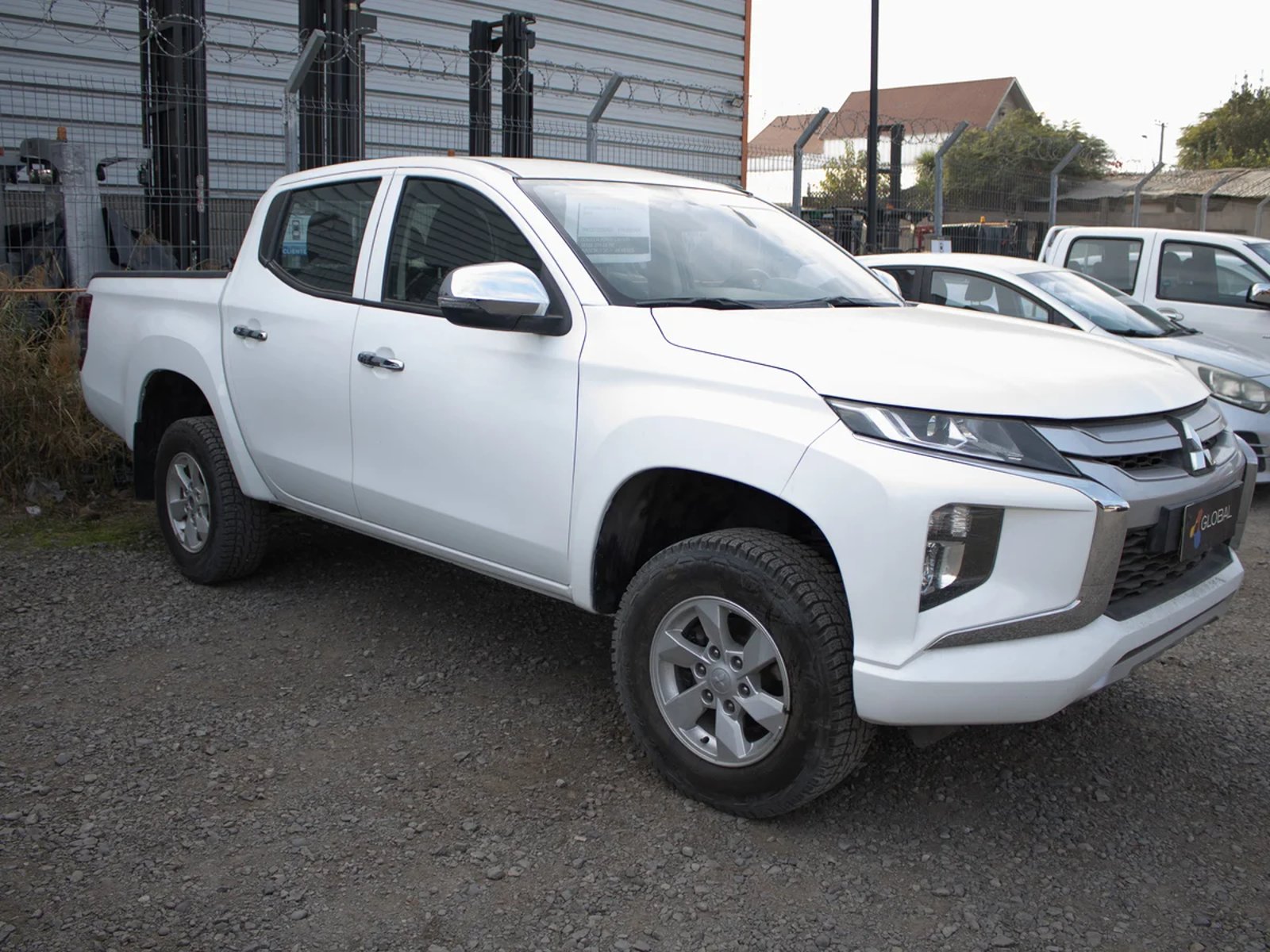 Mitsubishi L200 2023 - Foto 5 de 9