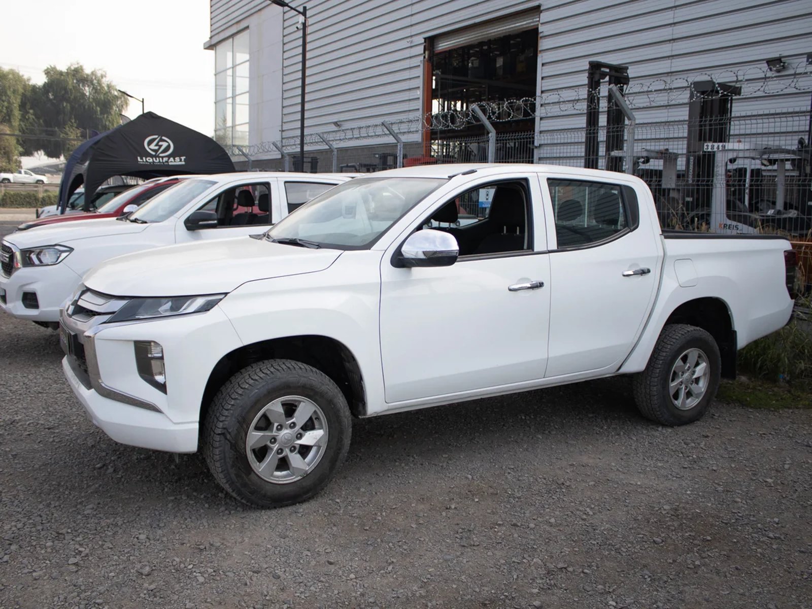 Mitsubishi L200 2023 - Imagen 6 de 9