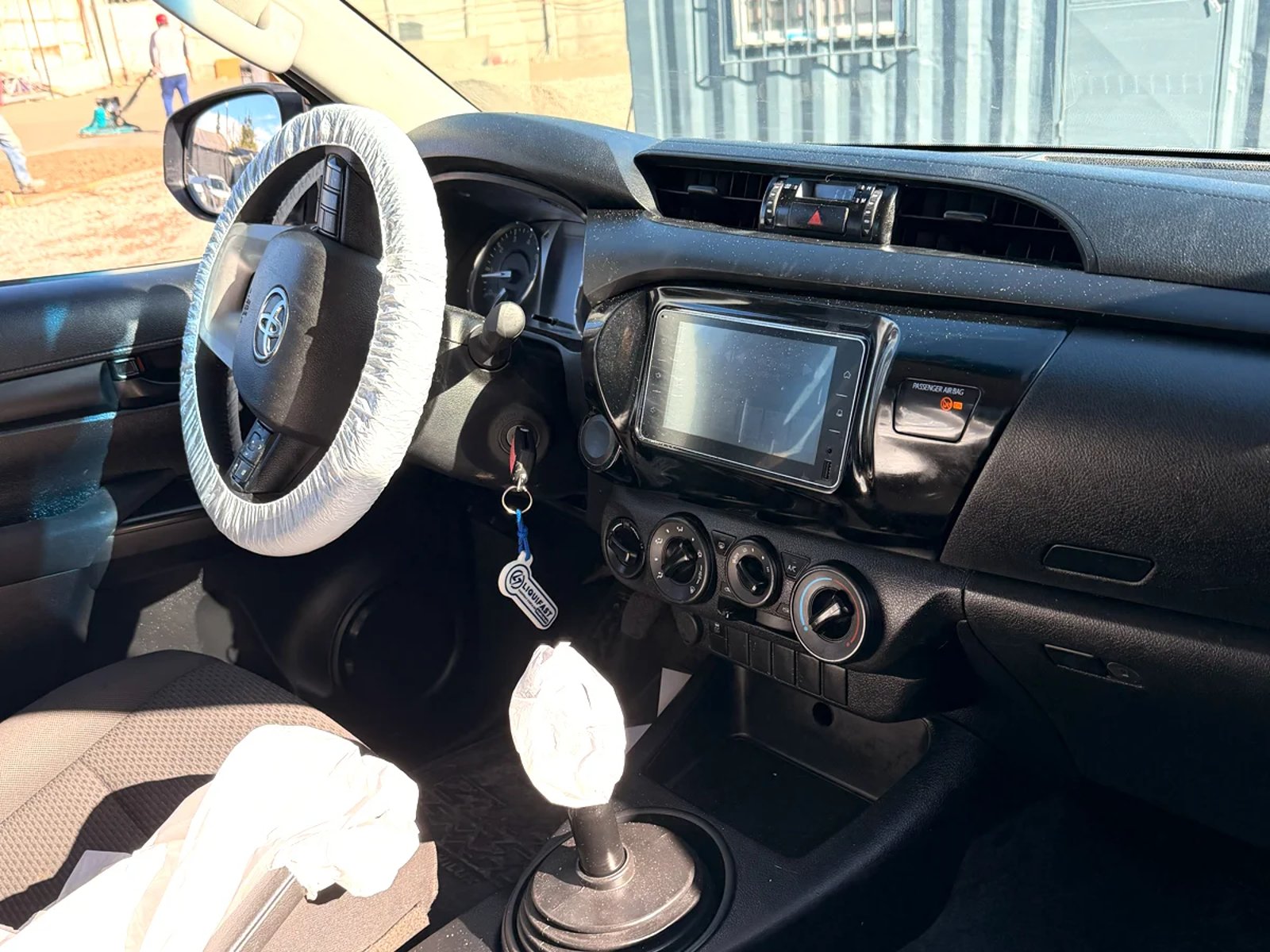 Toyota Hilux 2023 - Foto 3 de 7