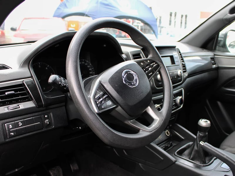 SsangYong Musso 2023 - Imagen 6 de 10