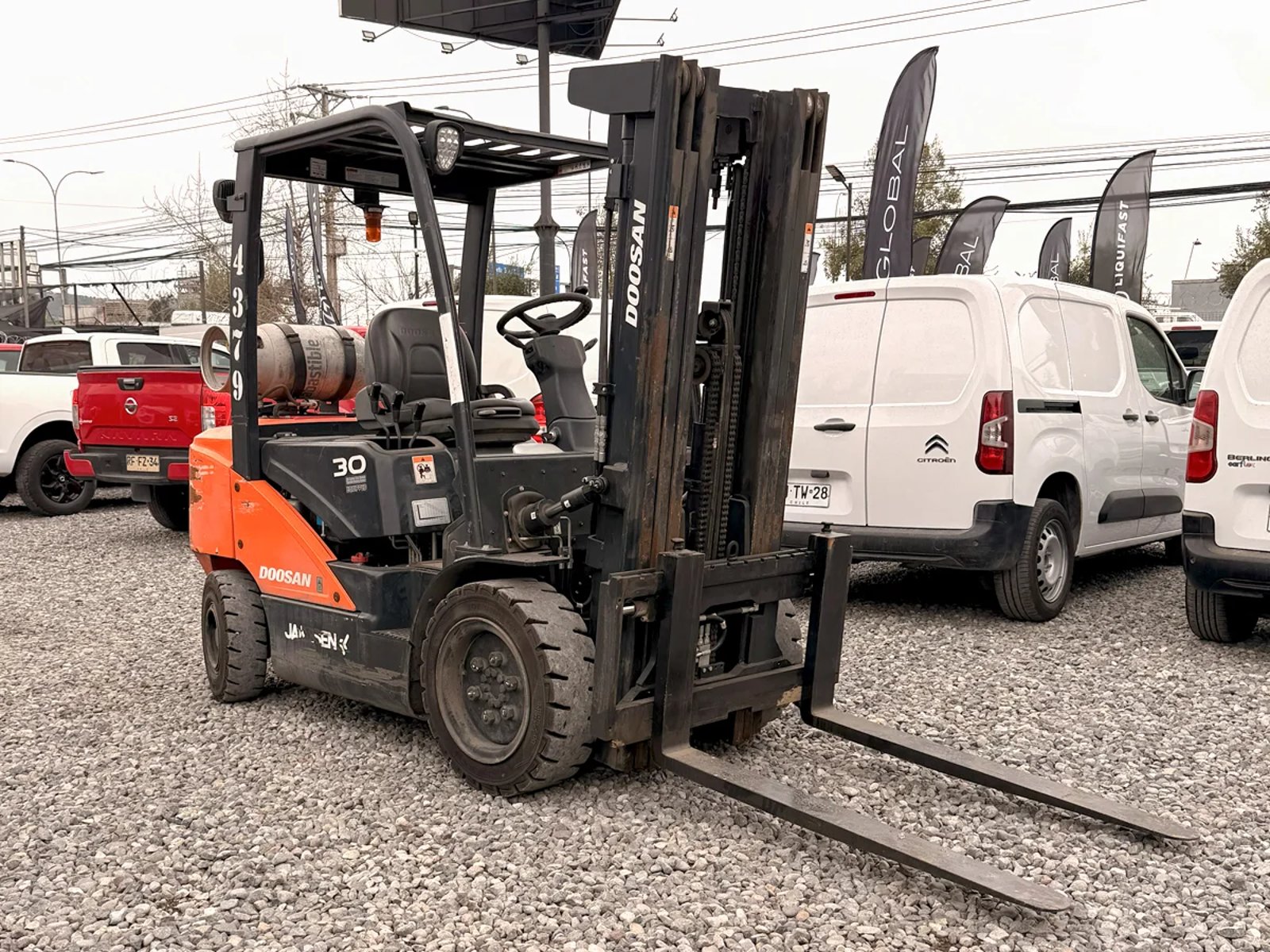 DOOSAN G30N-7 2021 - Foto 3 de 7