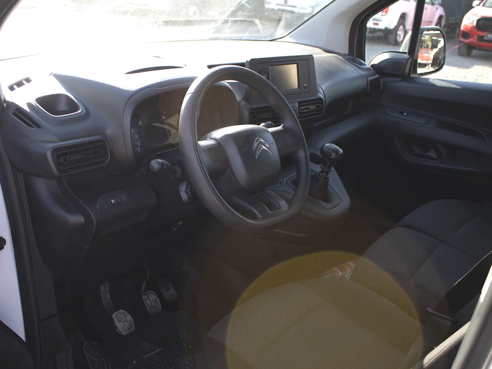 Citroën Berlingo 2024 - Imagen 8 de 11