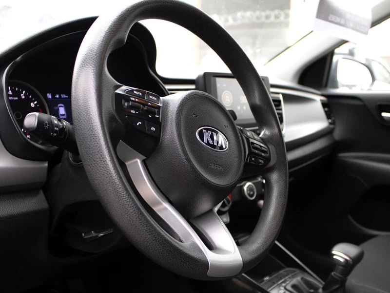 Kia Rio 5 2018 - Imagen 9 de 11