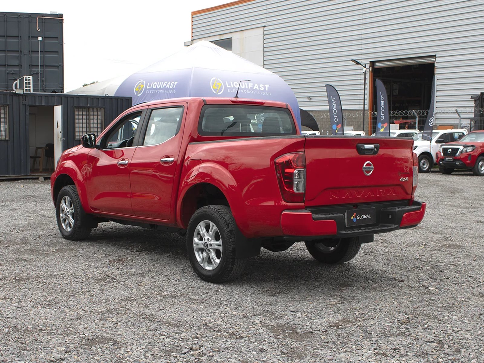 Nissan Navara 2023 - Imagen 8 de 9