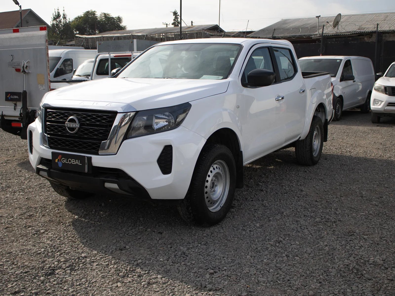 Nissan Navara 2023 - Foto 4 de 9