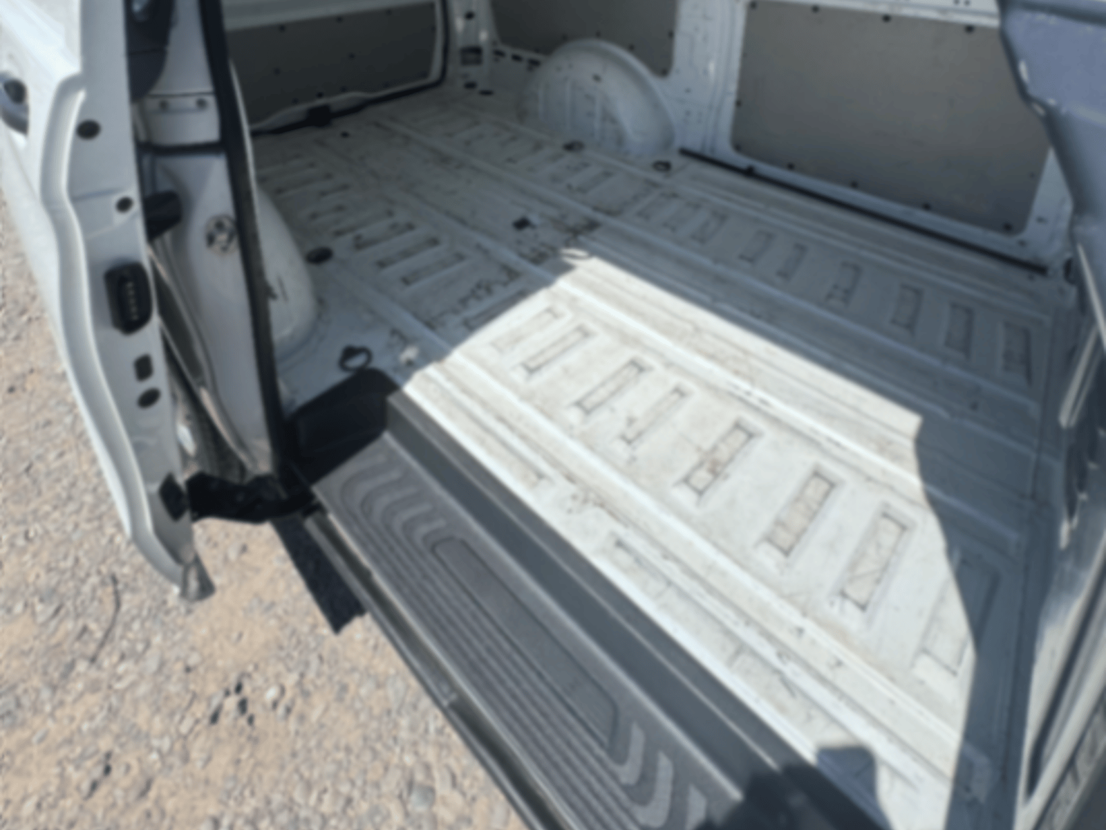 Mercedes-Benz VITO 111 2022 - Foto 3 de 10