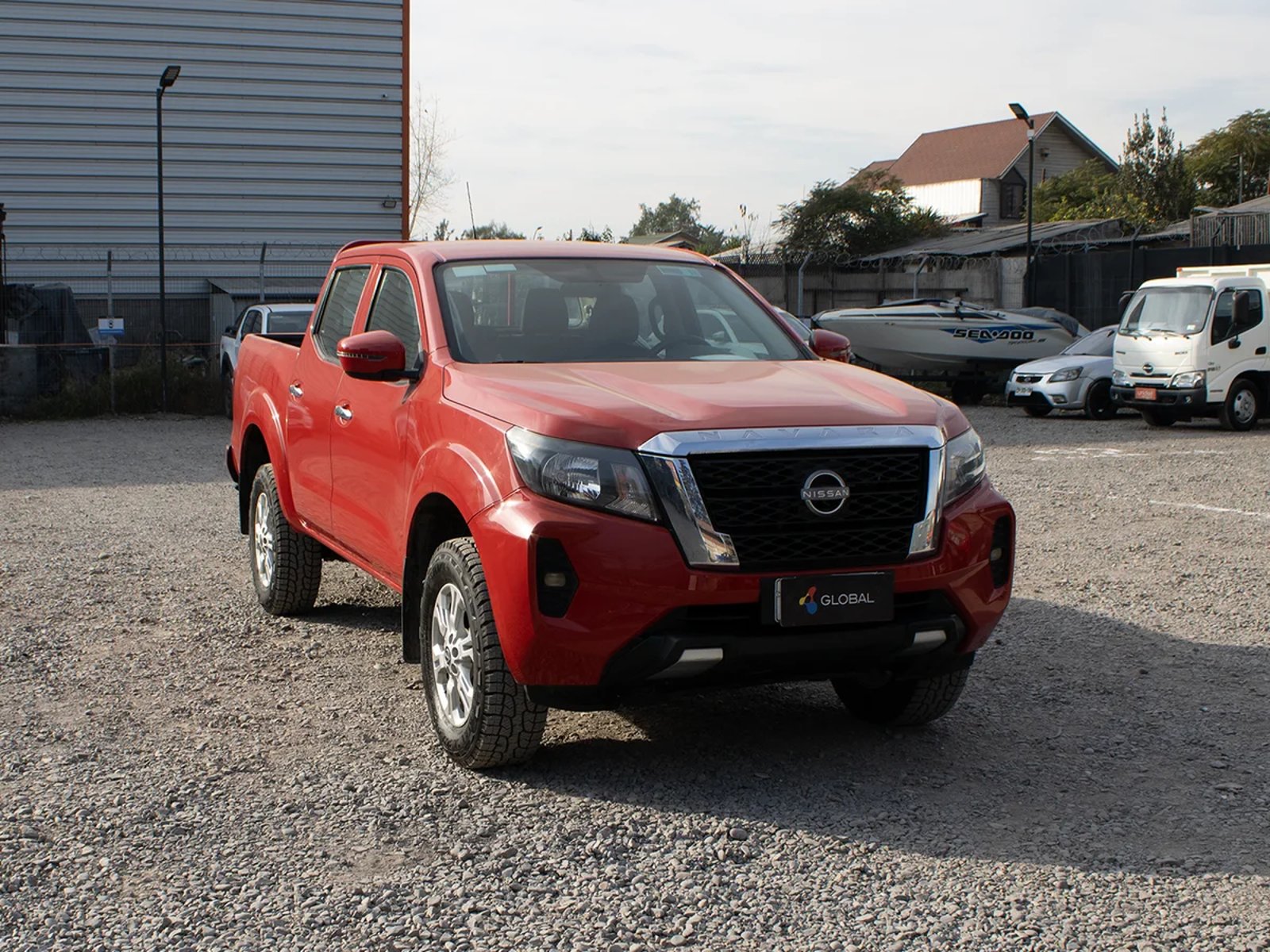 Nissan Navara 2023 - Foto 2 de 9