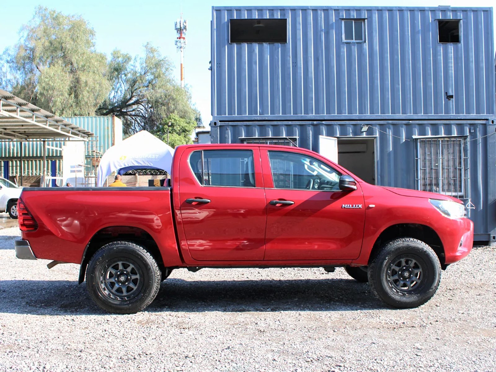 Toyota Hilux 2023 - Foto 5 de 11