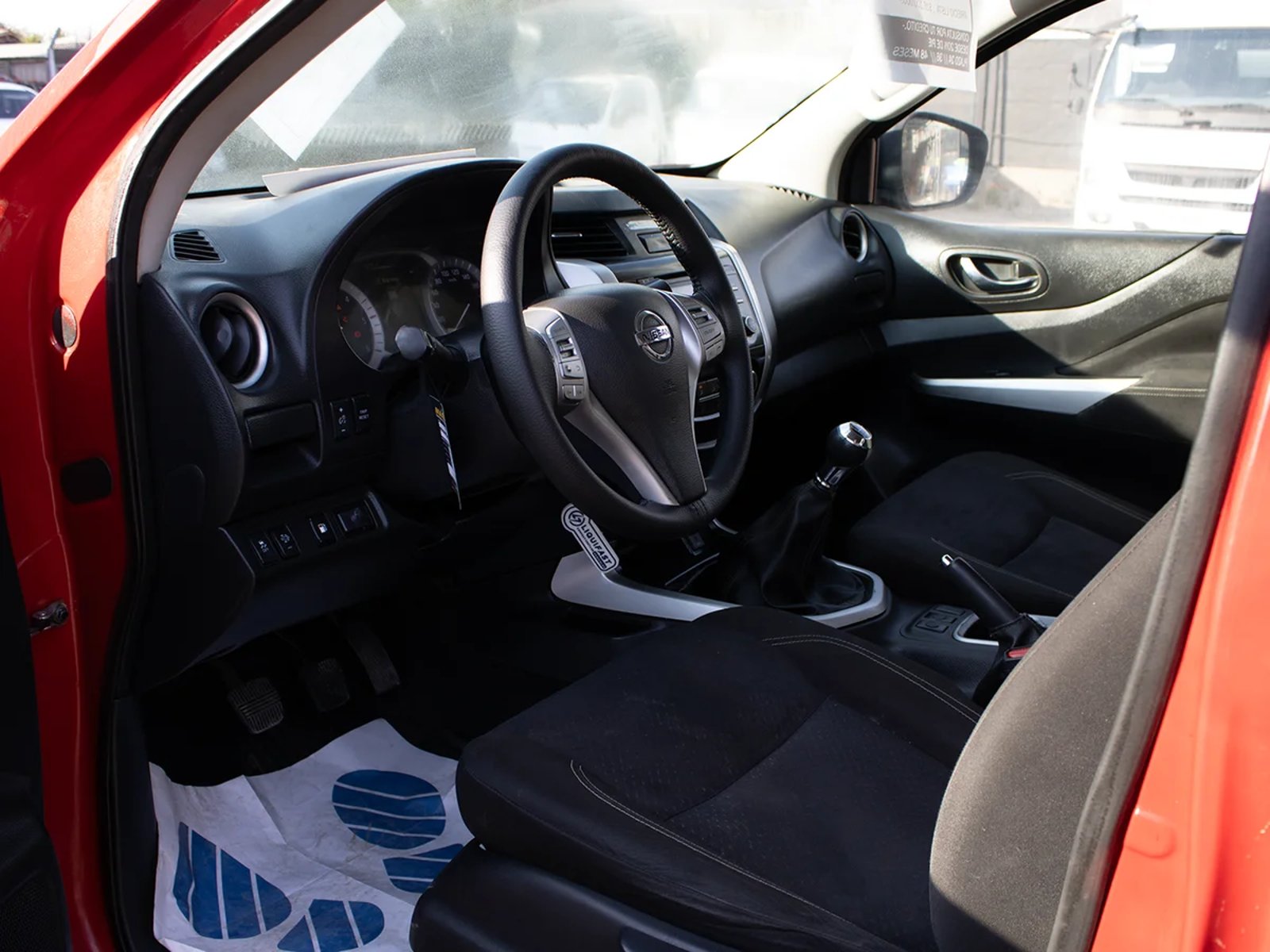 NISSAN Np300 2021 - Imagen 8 de 8