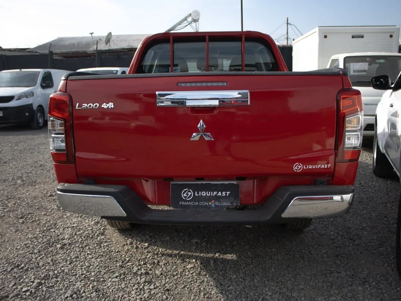 Mitsubishi L200 2023 - Imagen 4 de 8