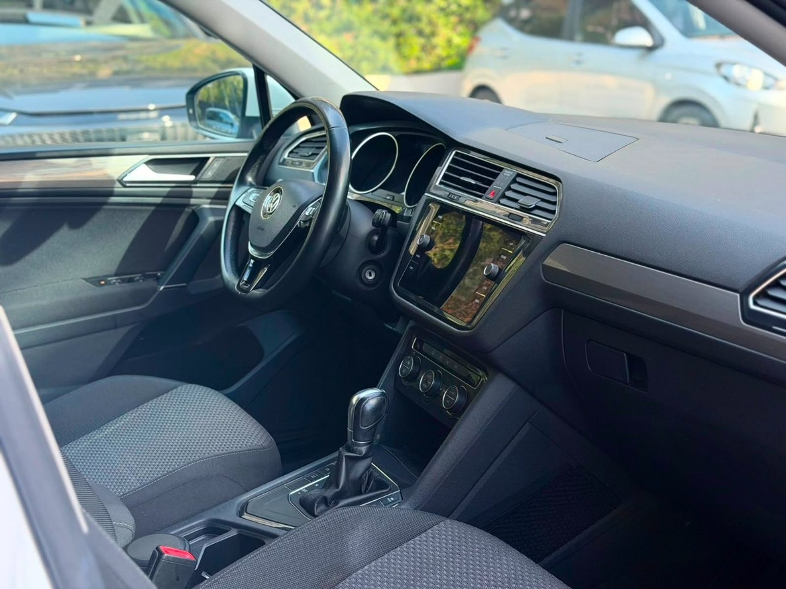 Volkswagen TIGUAN COMFORTLINE 1.4T 2019 - Imagen 9 de 10