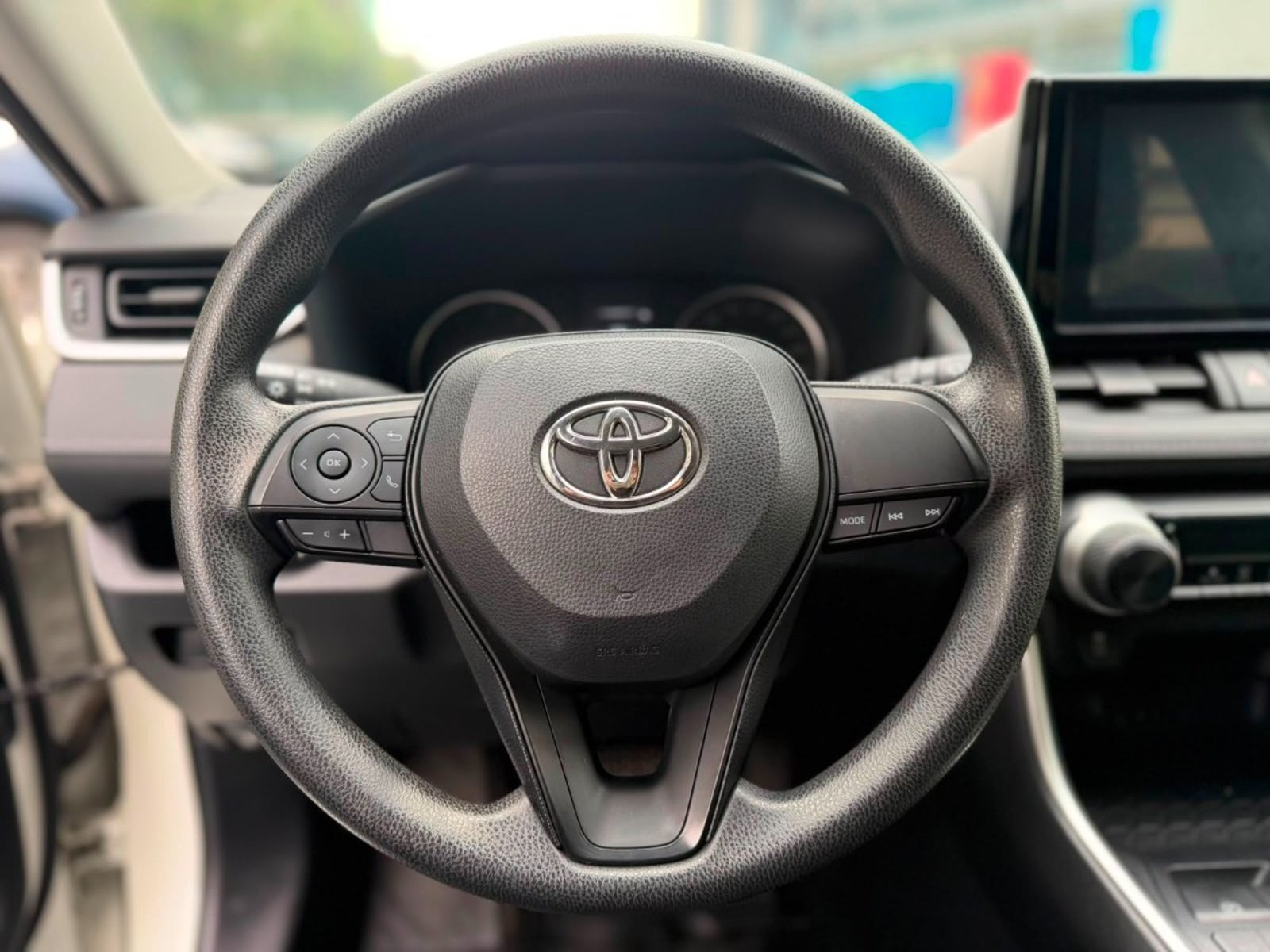 Toyota RAV 4 LE 2.0 AT 2023 - Imagen 10 de 10