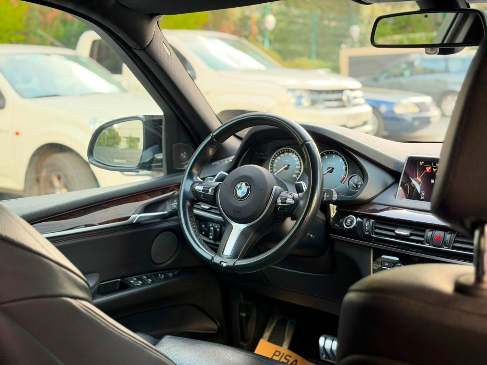 BMW X5 50i xDRIVE 4.4 2015 - Imagen 9 de 10