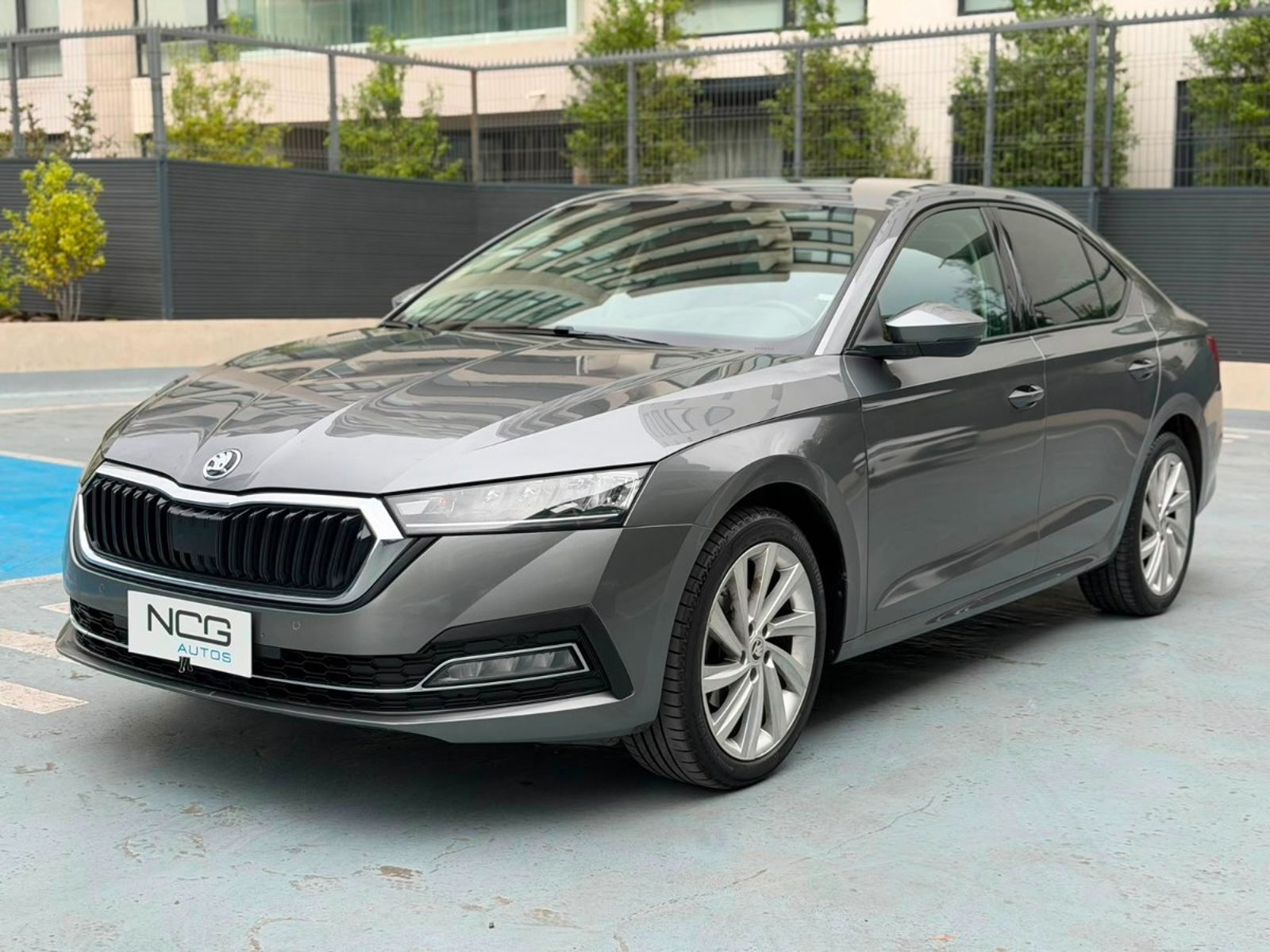 Skoda OCTAVIA 1.4 TURBO 2023 - Foto 3 de 10