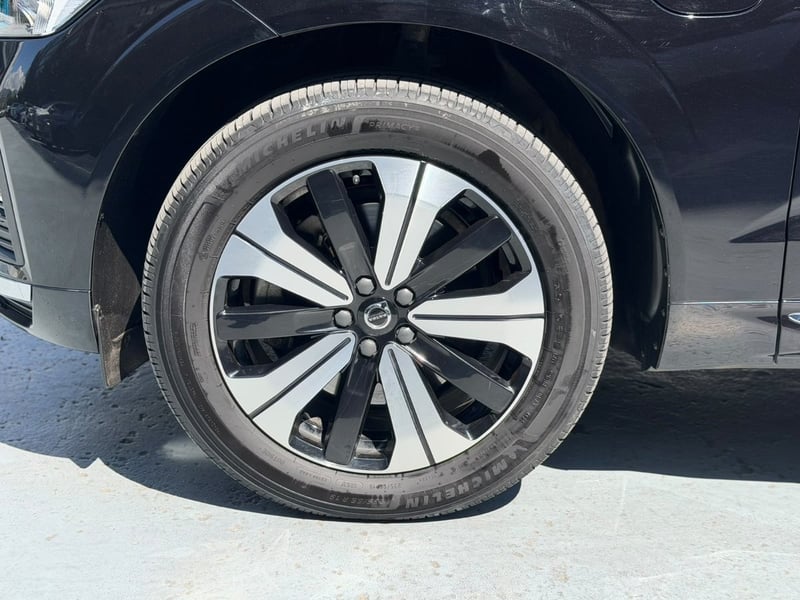 Volvo XC60 T8 PLUS RECHARGE AWD 2024 - Imagen 8 de 10