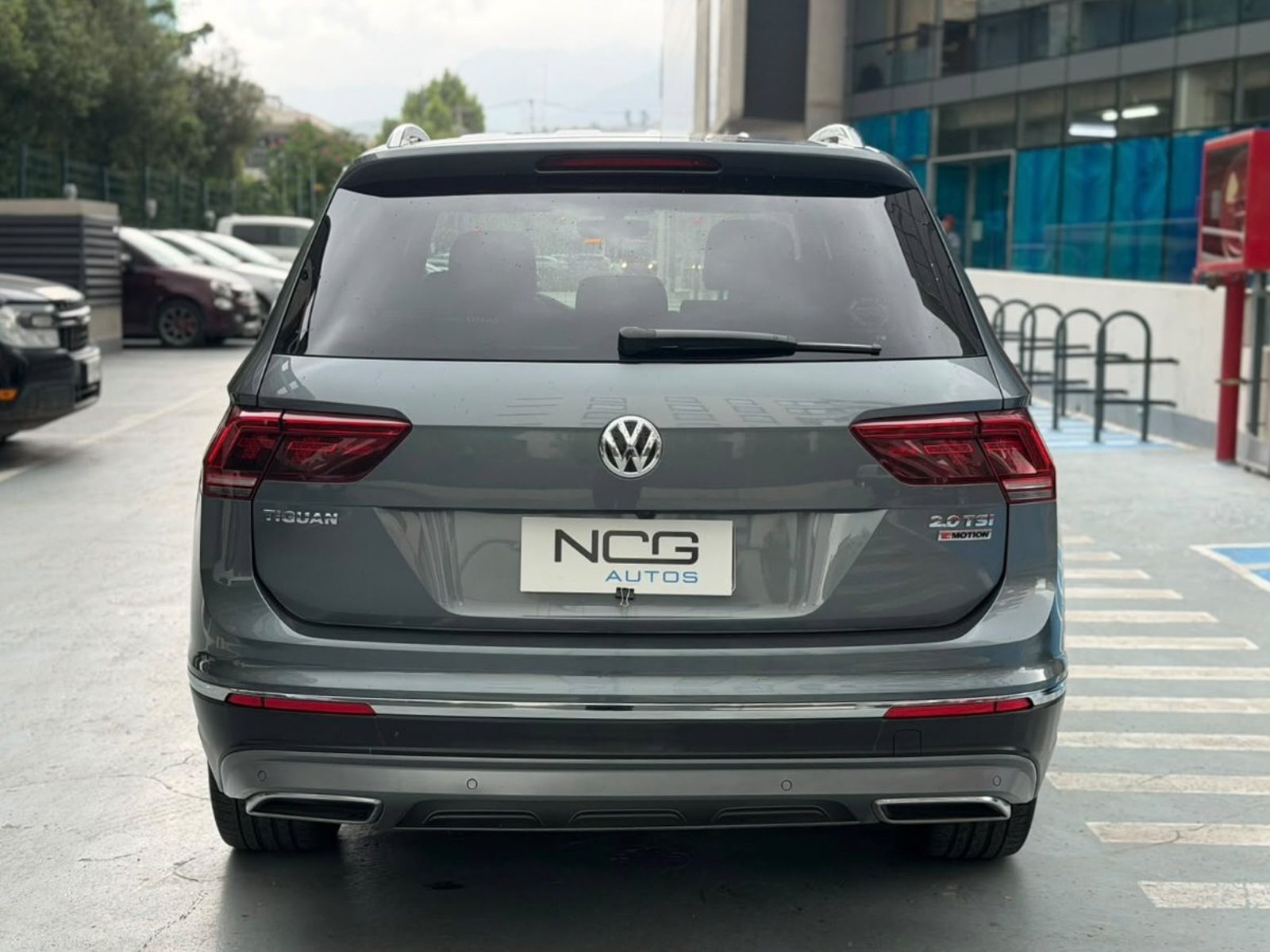 Volkswagen TIGUAN LIMITED 2.0 TSI 7A 2018 - Foto 5 de 10