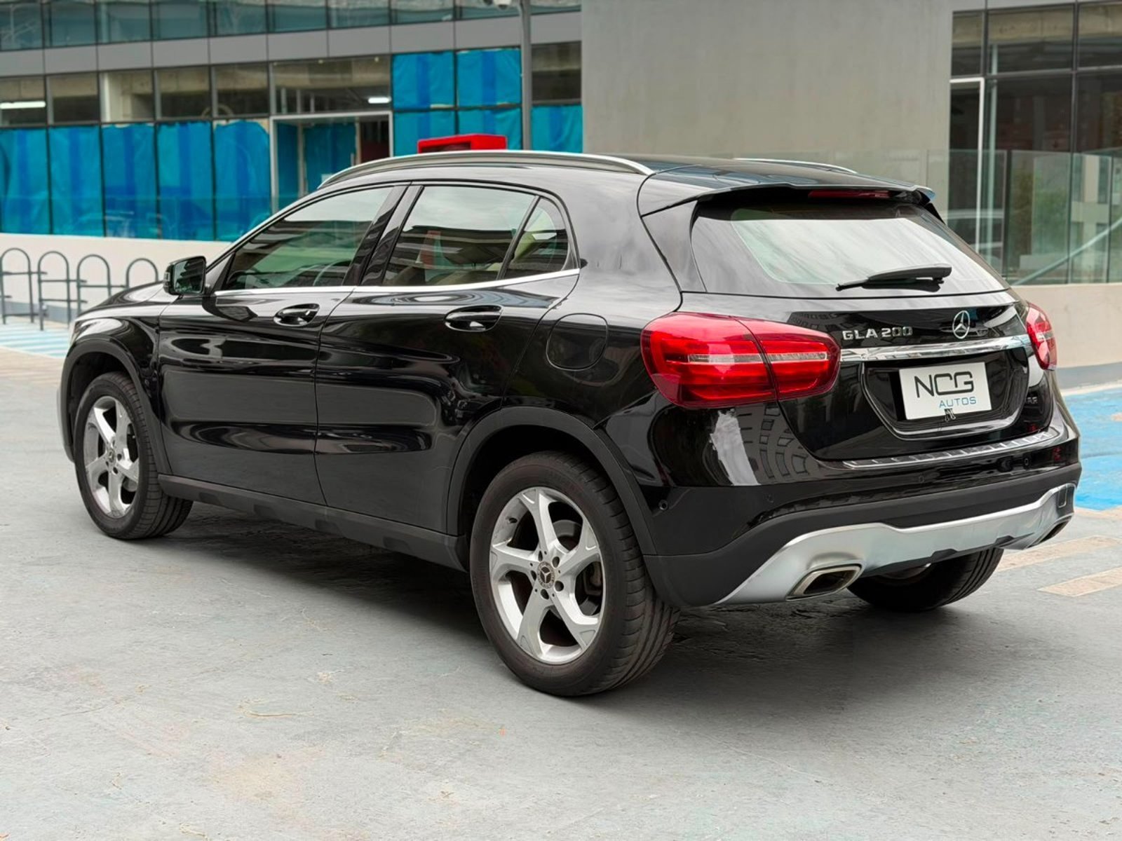 Mercedes-Benz GLA 200 1.6 TURBO 2021 - Imagen 6 de 10