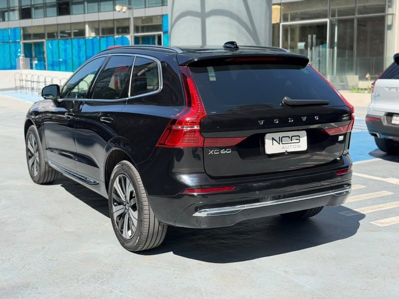 Volvo XC60 T8 PLUS RECHARGE AWD 2024 - Imagen 6 de 10