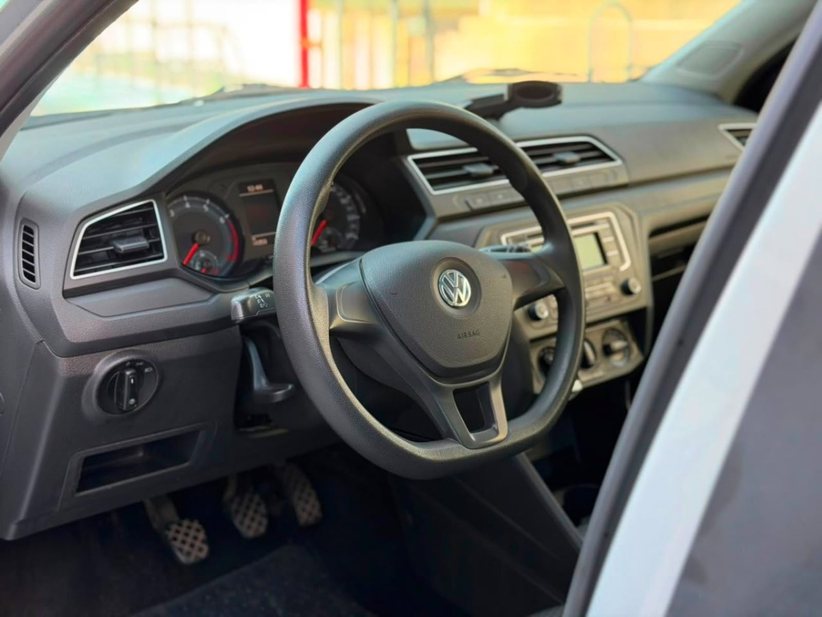 Volkswagen GOL COMFORTLINE 1.6 MT 2020 - Imagen 7 de 10