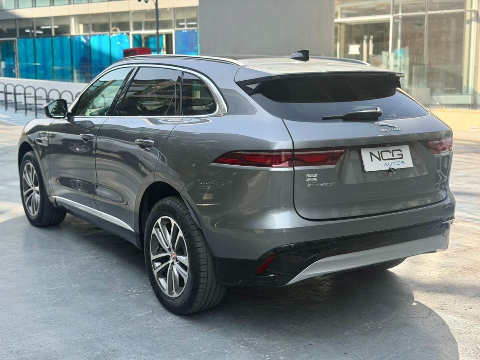 Jaguar F-PACE PRESTIGE 2.0 DIESEL AWD 2022 - Imagen 6 de 10