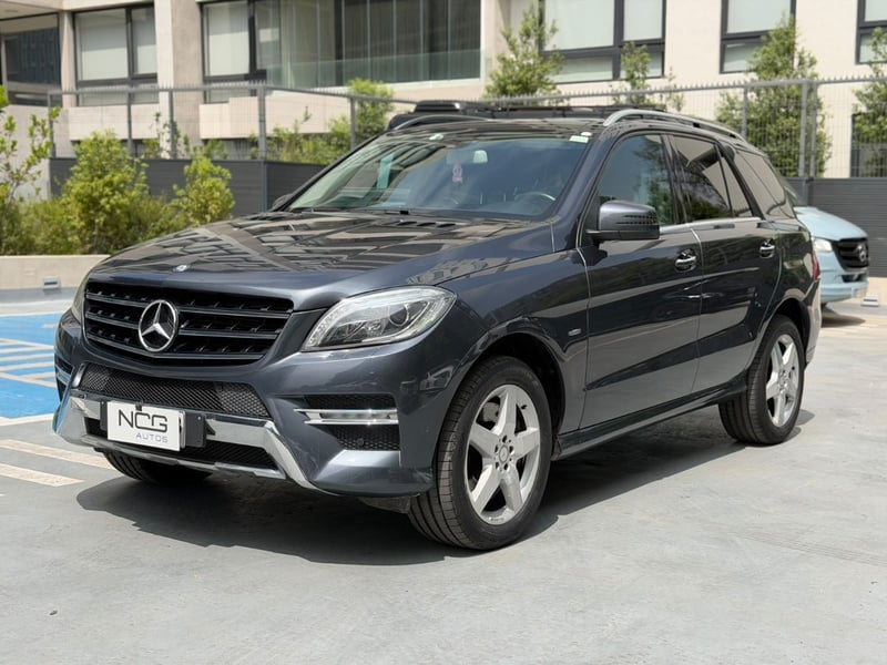 Mercedes-Benz ML 350 4MATIC 3.5 2012 - Imagen 3 de 10