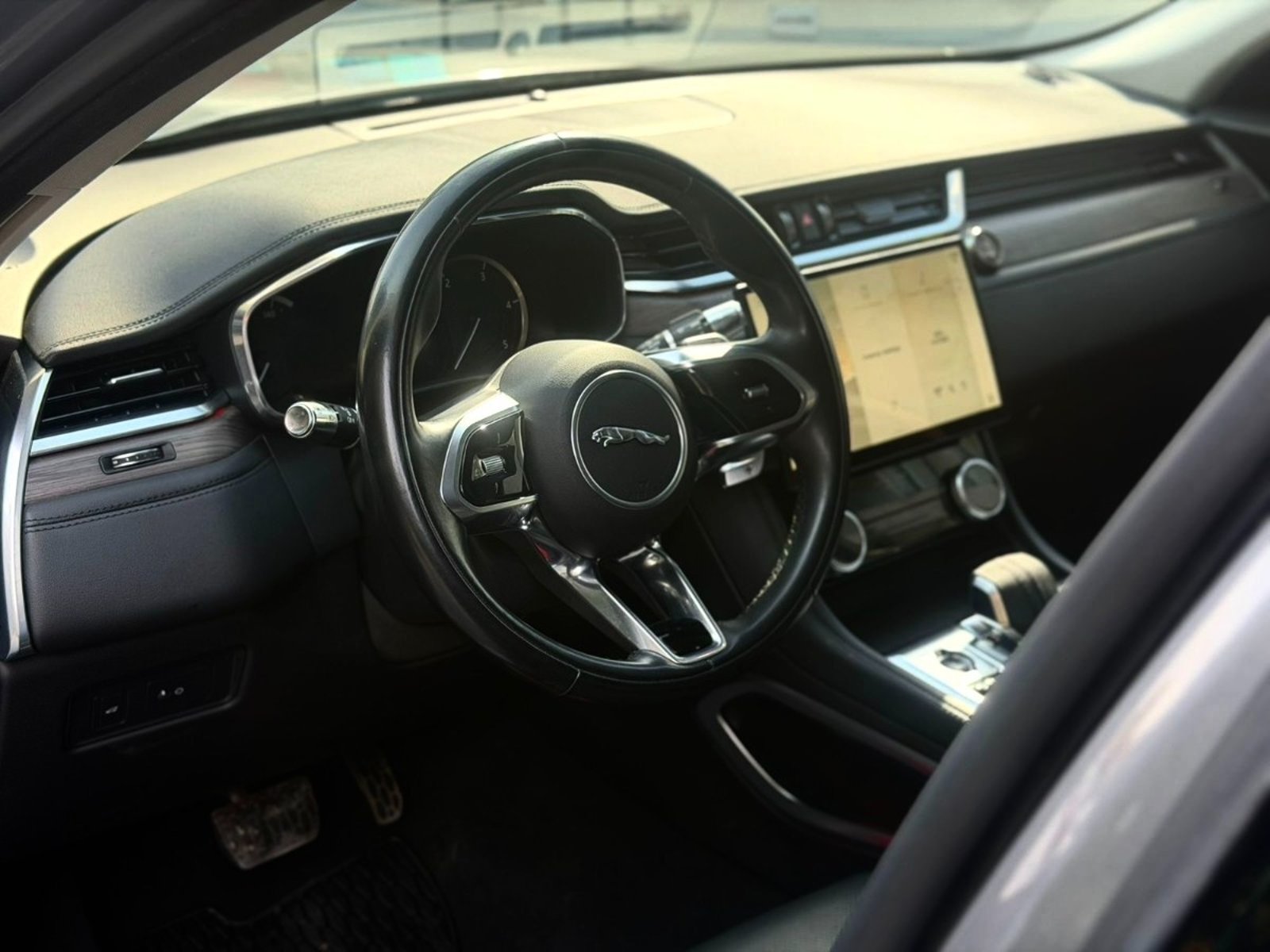 Jaguar F-PACE PRESTIGE 2.0 DIESEL AWD 2022 - Imagen 8 de 10