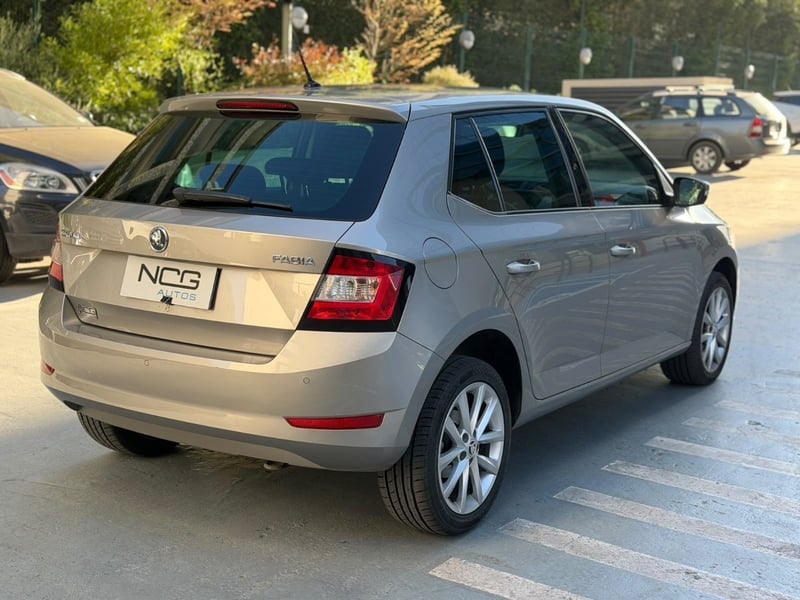 Skoda FABIA STYLE 1.0 TSI MT 2020 - Imagen 4 de 10