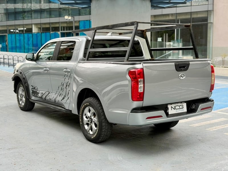 Great Wall POER DELUXE 4x4 MT 2.0 2022 - Imagen 6 de 10