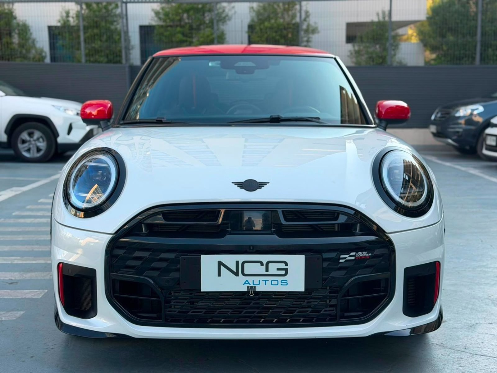 Mini JCW 2.0 AT 2025 - Foto 2 de 10