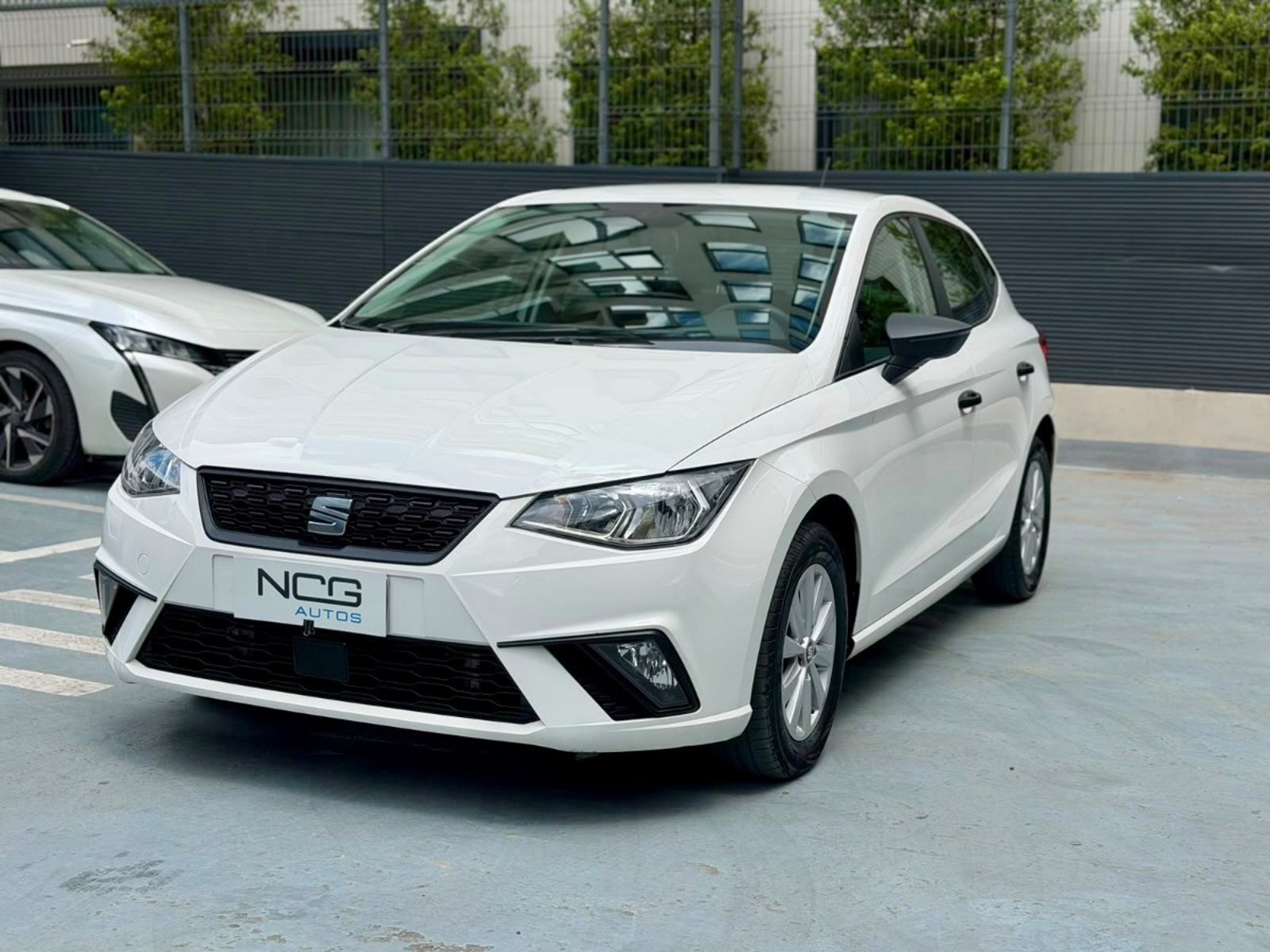 SEAT IBIZA REFERENCE 1.6 MT 2022 - Foto 3 de 10