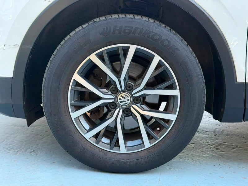 Volkswagen TIGUAN COMFORTLINE 1.4T 2019 - Imagen 7 de 10