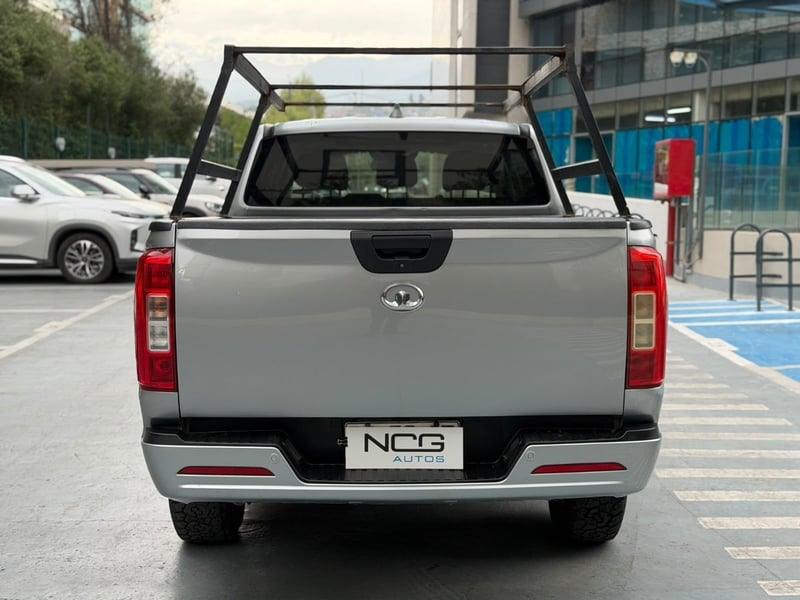 Great Wall POER DELUXE 4x4 MT 2.0 2022 - Imagen 5 de 10