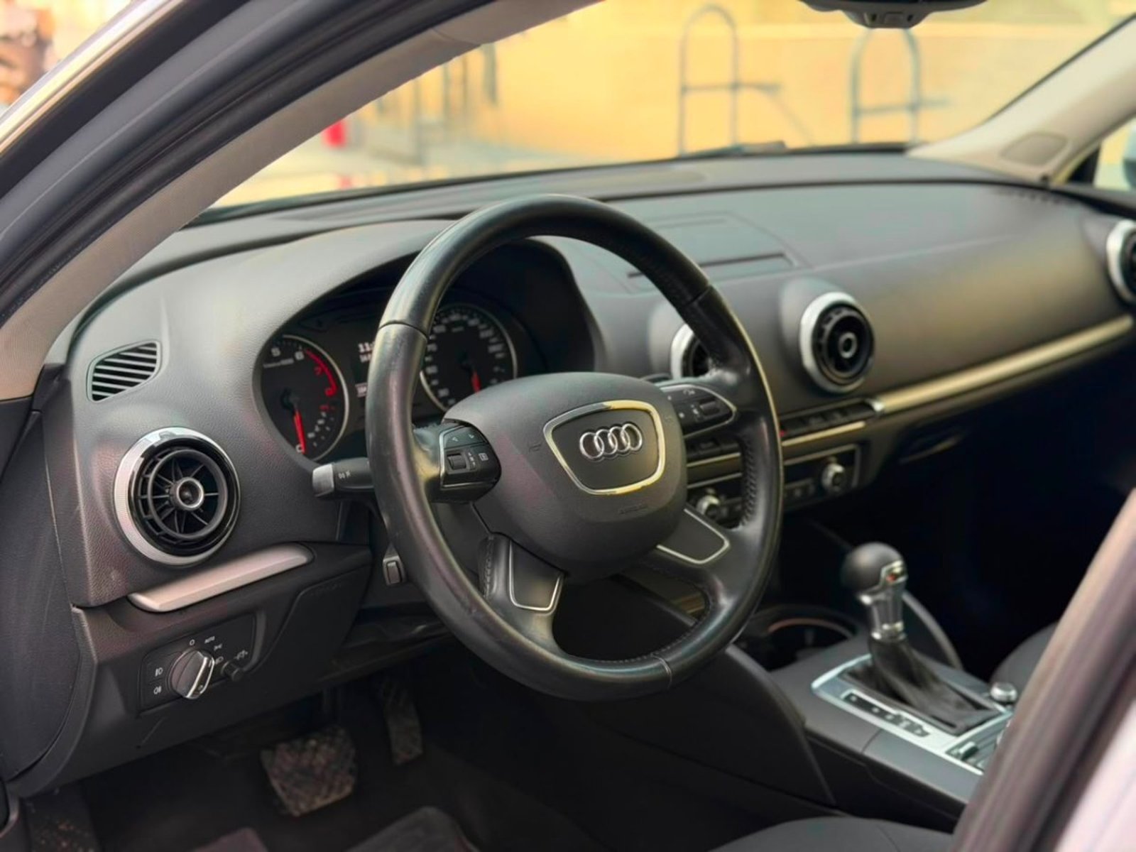 Audi A3 SPORTBACK 1.4T + 2015 - Imagen 8 de 10