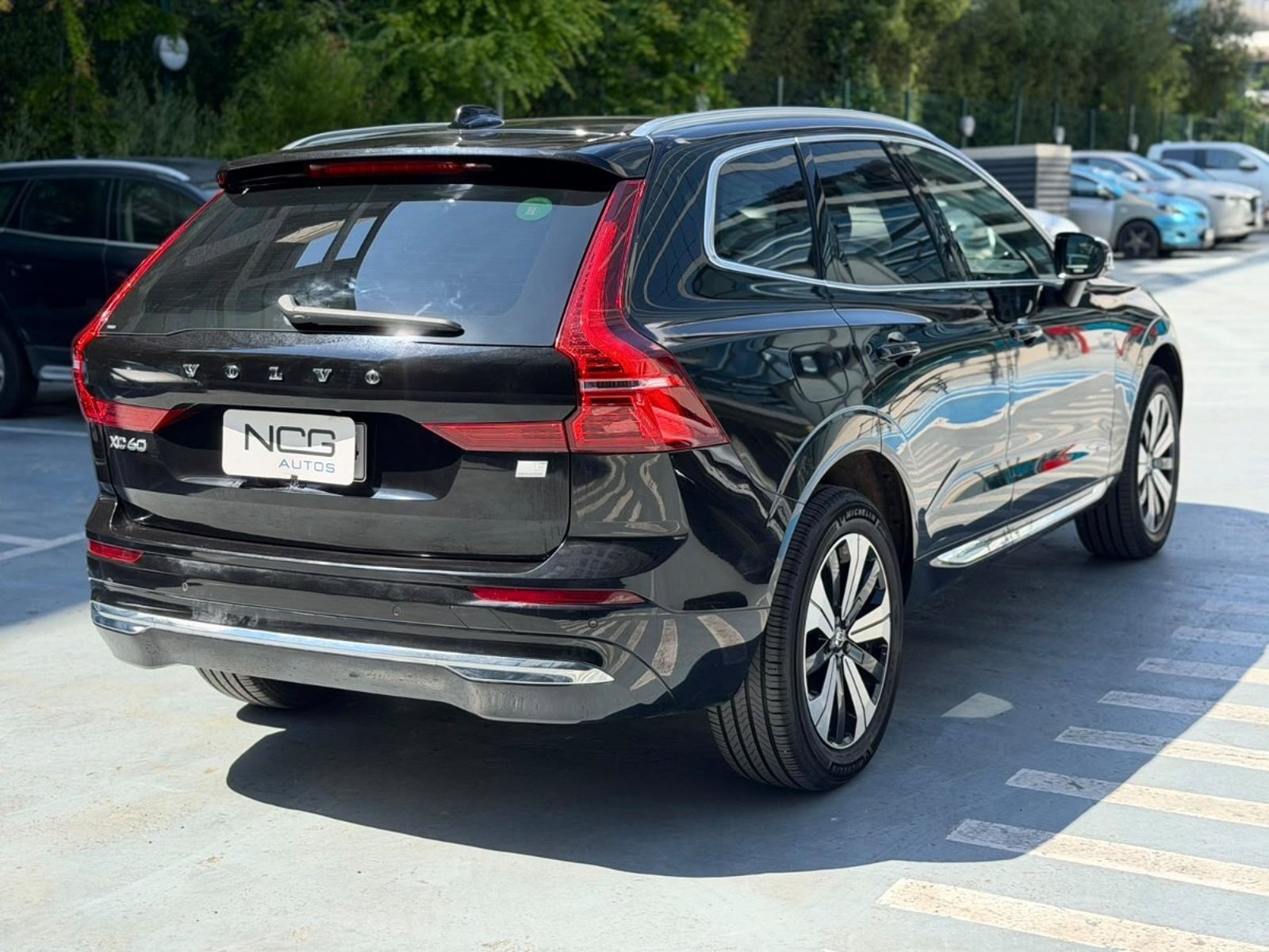 Volvo XC60 T8 PLUS RECHARGE AWD 2024 - Foto 4 de 10