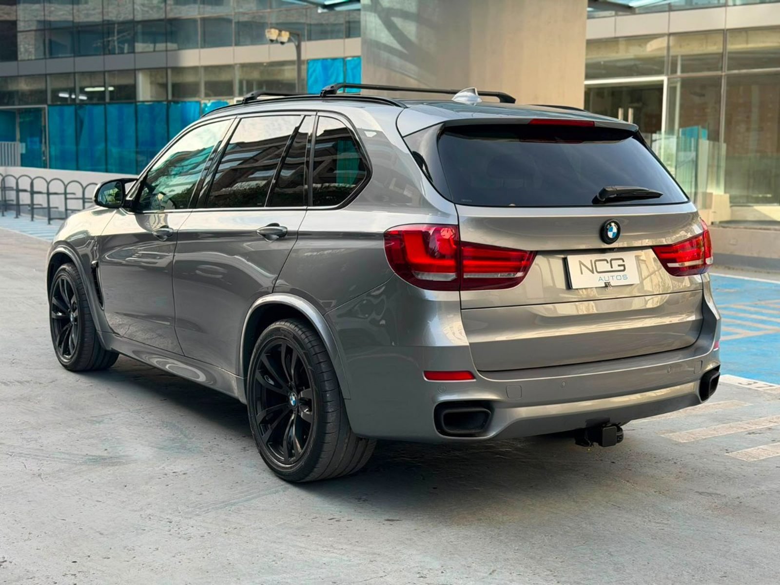 BMW X5 50i xDRIVE 4.4 2015 - Imagen 6 de 10