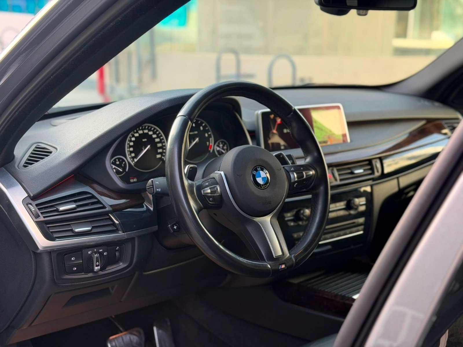 BMW X5 50i xDRIVE 4.4 2015 - Imagen 8 de 10