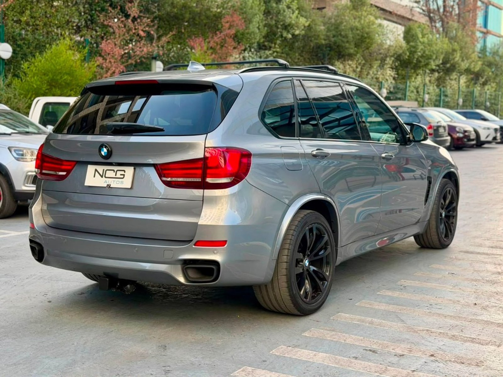 BMW X5 50i xDRIVE 4.4 2015 - Foto 4 de 10