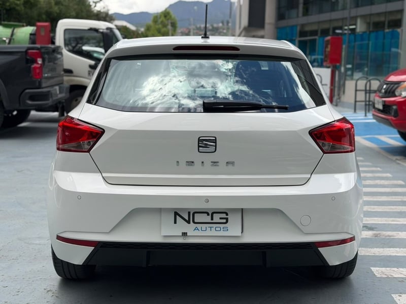 SEAT IBIZA REFERENCE 1.6 MT 2022 - Imagen 5 de 10
