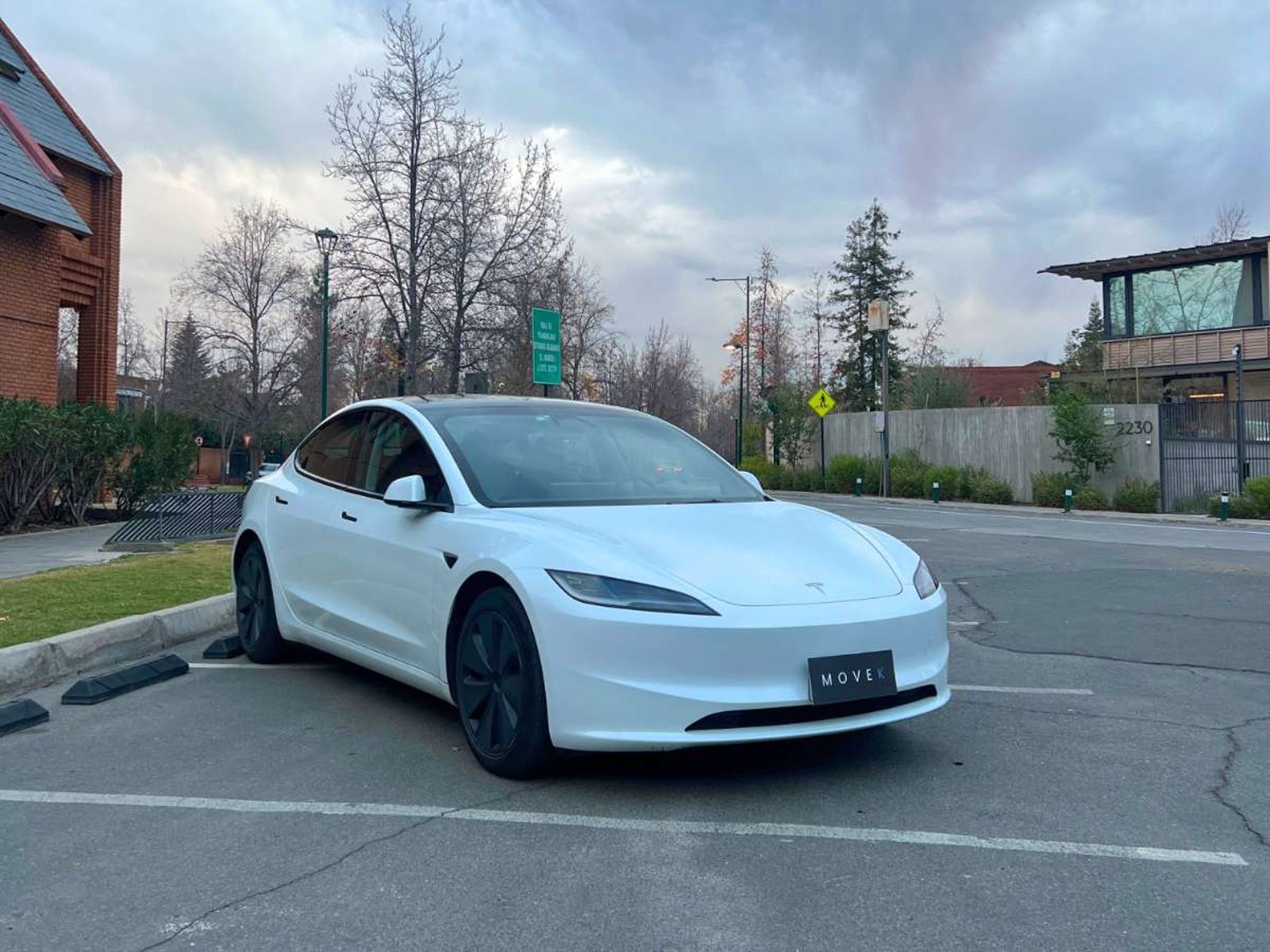 Tesla MODEL 3 2024 - Foto 3 de 11