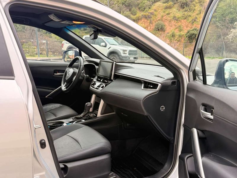 Toyota COROLLA CROSS 1.8 HV 2024 - Imagen 10 de 10