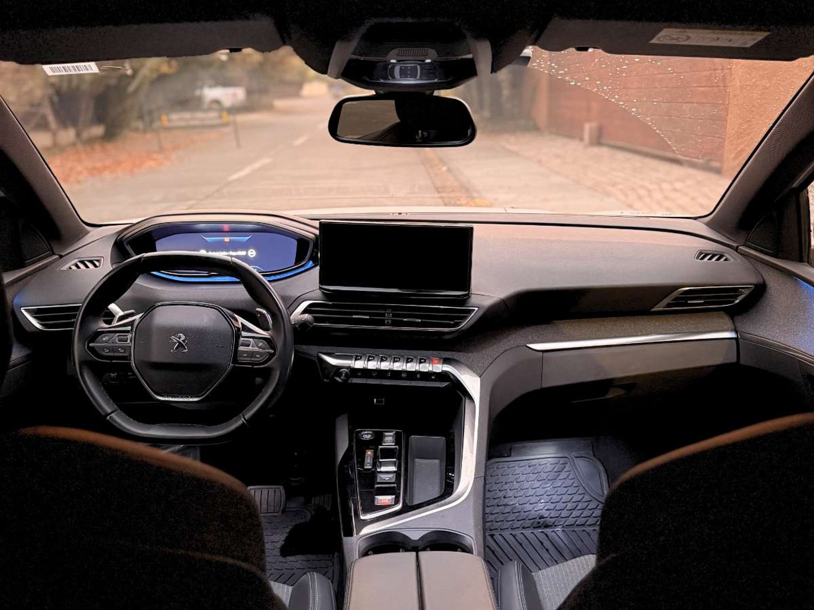 Peugeot 3008 ALLURE BLUEHDI 1.5 AUT 2024 - Imagen 9 de 12