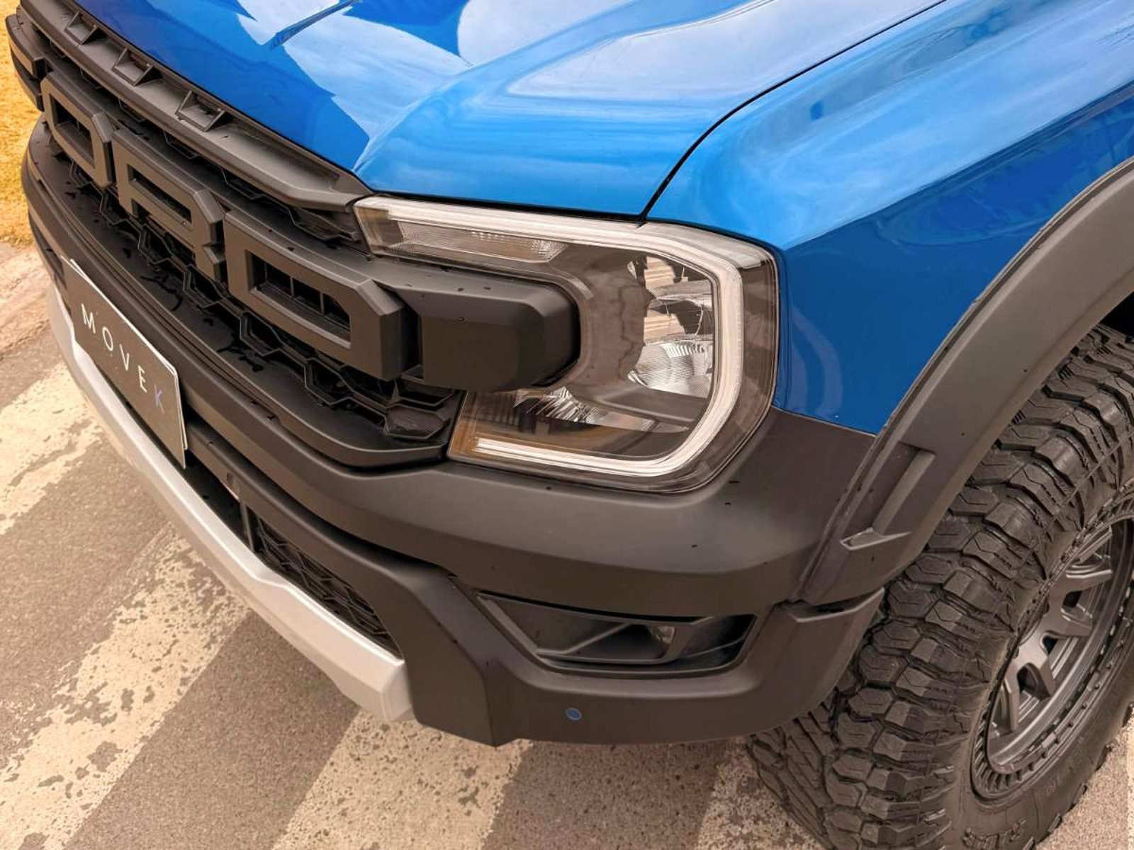 Ford RANGER Limited Black 3.0 V6 4x4 2026 - Foto 2 de 11